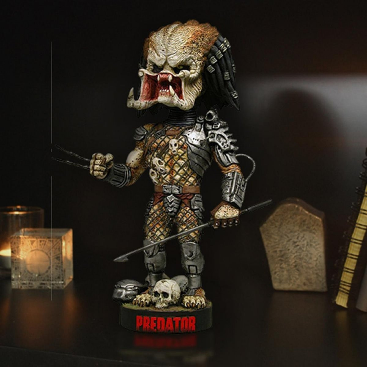 PREDATOR - HEAD KNOCKER - AVEC LANCE