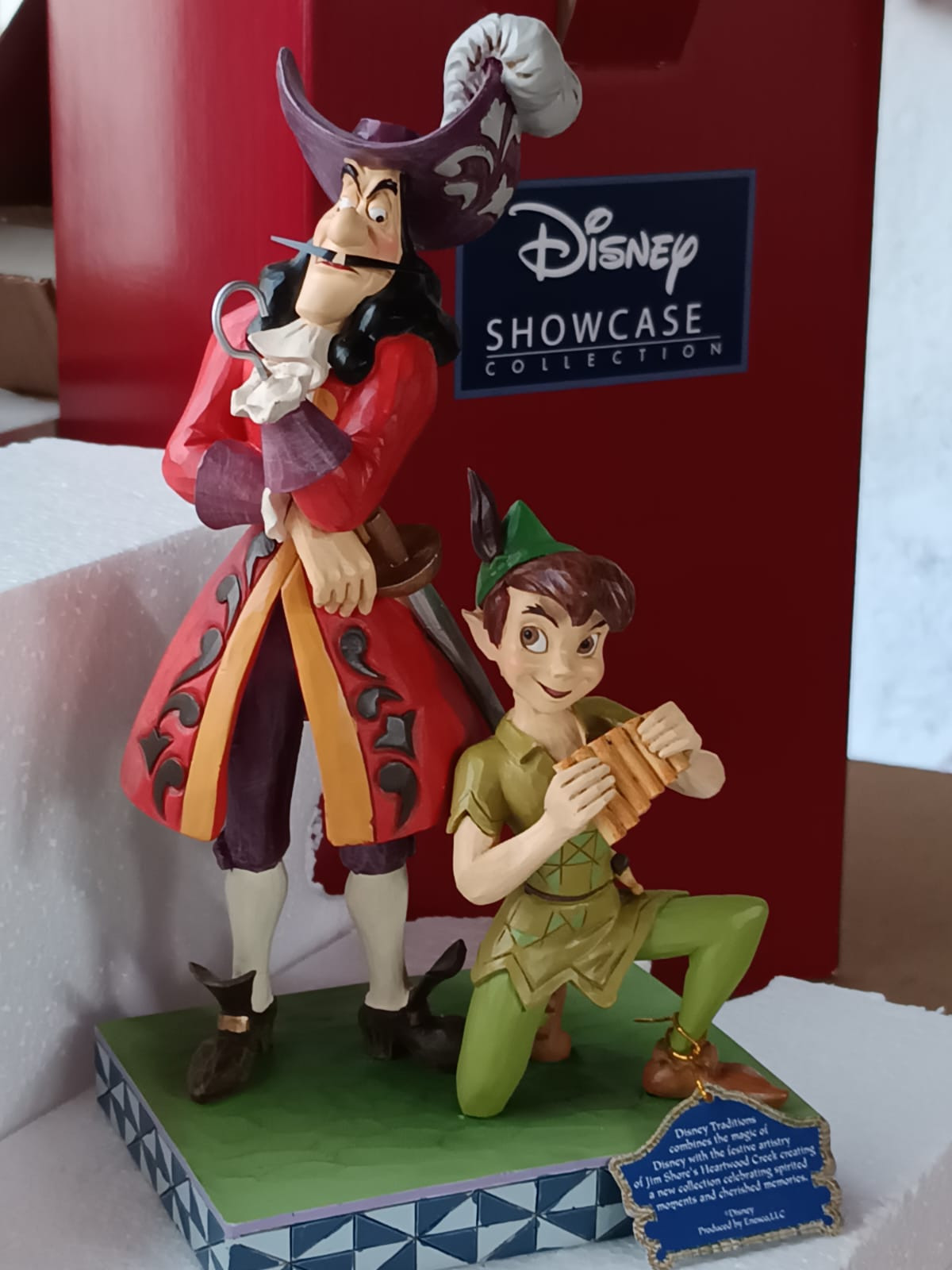 [DÉFAUT] PETER PAN ET LE CAPITAINE CROCHET - LE BIEN ET LE MAL - DISNEY TRADITIONS