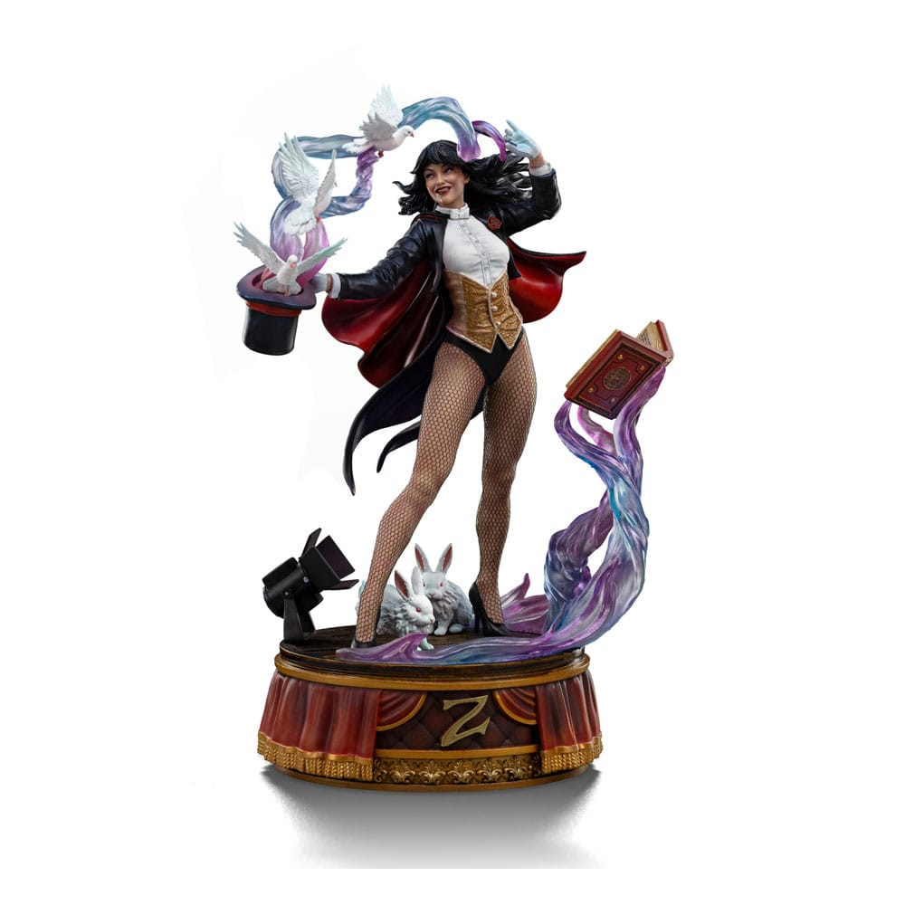 DC Comics statuette 1/10 Art Scale Zatanna 27 cm